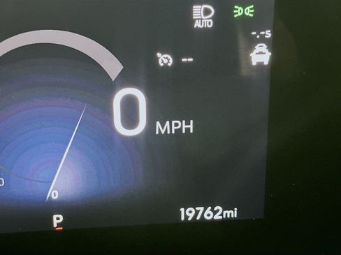 Used 2025 Buick Envista Sport Touring w/ Convenience I Package FWD image 18