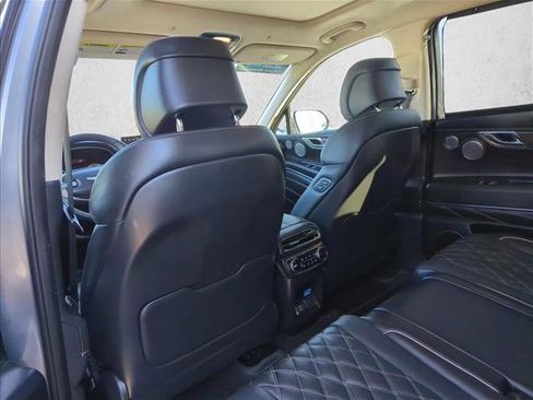 Used 2024 Genesis GV80 3.5T w/ Prestige Package image 18