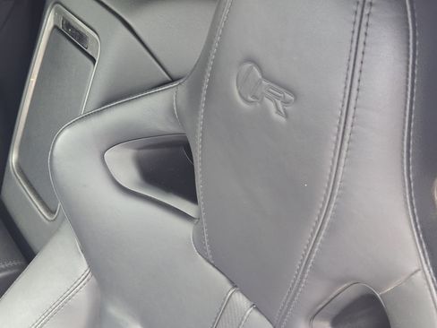 Used 2016 Jaguar F-TYPE R image 18