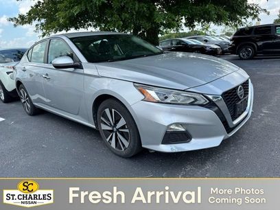 Used 2022 Nissan Altima 2.5 SV