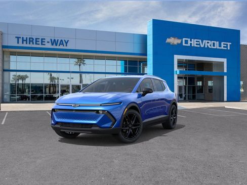 New 2026 Chevrolet Equinox EV LT w/ LPO, Blackout Package image 8