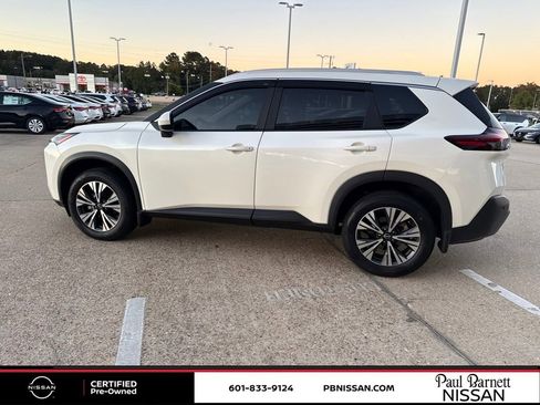 Certified 2023 Nissan Rogue SV w/ SV Premium B Package image 7