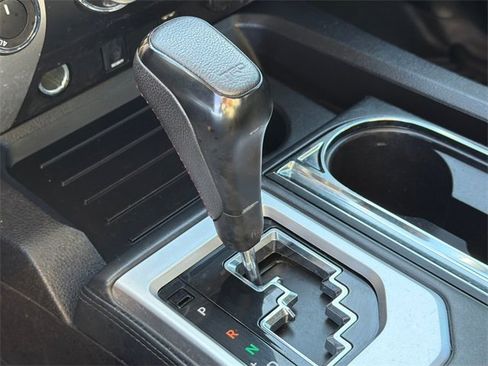 Used 2015 Toyota Tundra Platinum image 34