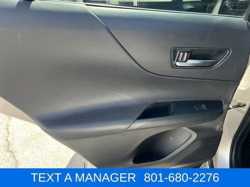 Used 2024 Toyota Venza LE AWD/4WD image 25