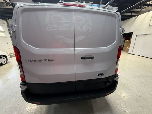 Used 2024 Ford Transit 250 Low Roof w/ Fleet Fuel Economy Package RWD image 13