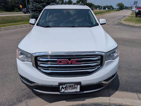Used 2017 GMC Acadia SLT AWD/4WD image 4