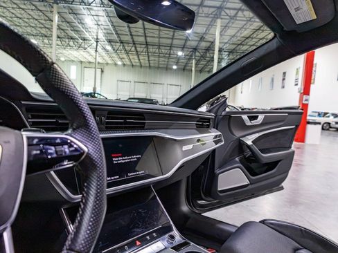 Used 2022 Audi RS 7 Sportback w/ Black Optic Package AWD/4WD image 14