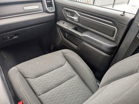 Used 2025 RAM 1500 Big Horn AWD/4WD image 16