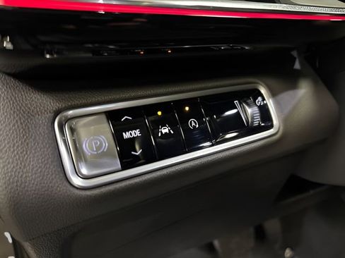 Used 2025 Buick Envision Preferred image 29