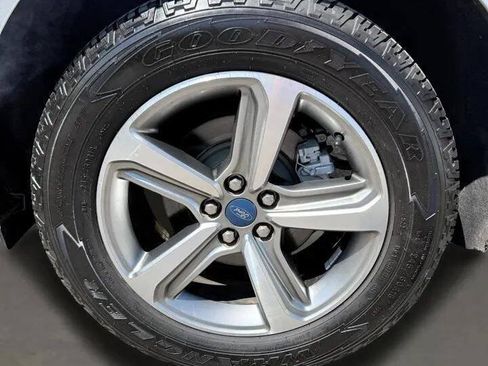Used 2019 Ford Edge SEL w/ Equipment Group 201A FWD image 33