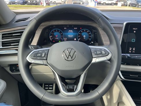 New 2026 Volkswagen Atlas SEL Premium R-Line AWD/4WD image 14