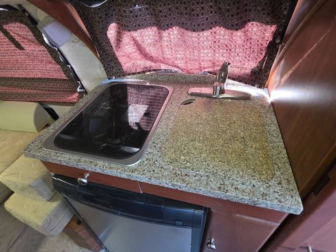 Used 2012 Chevrolet Express 2500 w/ Power Package image 29