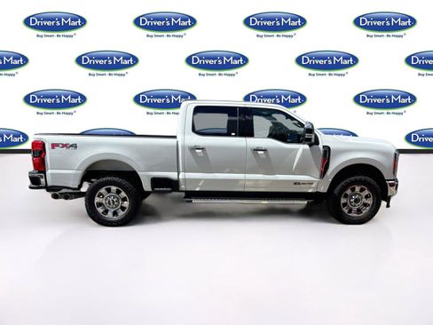 Used 2023 Ford F250 Lariat w/ Chrome Package AWD/4WD image 8