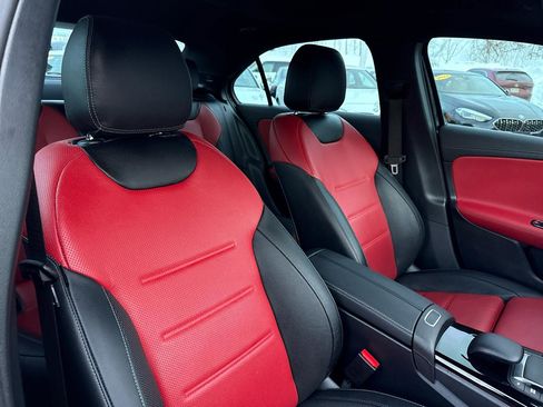 Used 2022 Mercedes-Benz A 220 4MATIC w/ AMG Line image 39