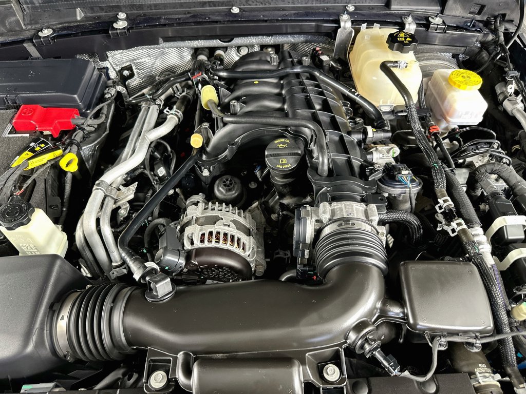 Used 2025 Jeep Wrangler Unlimited Sport AWD/4WD image 36