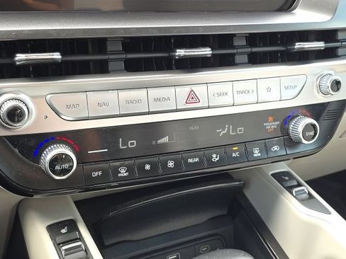Used 2023 Kia Telluride S w/ S Sunroof Package AWD/4WD image 34