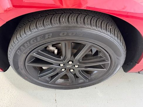 Used 2022 Ford Edge ST-Line image 7