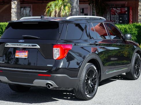 Used 2020 Ford Explorer Limited AWD/4WD image 12