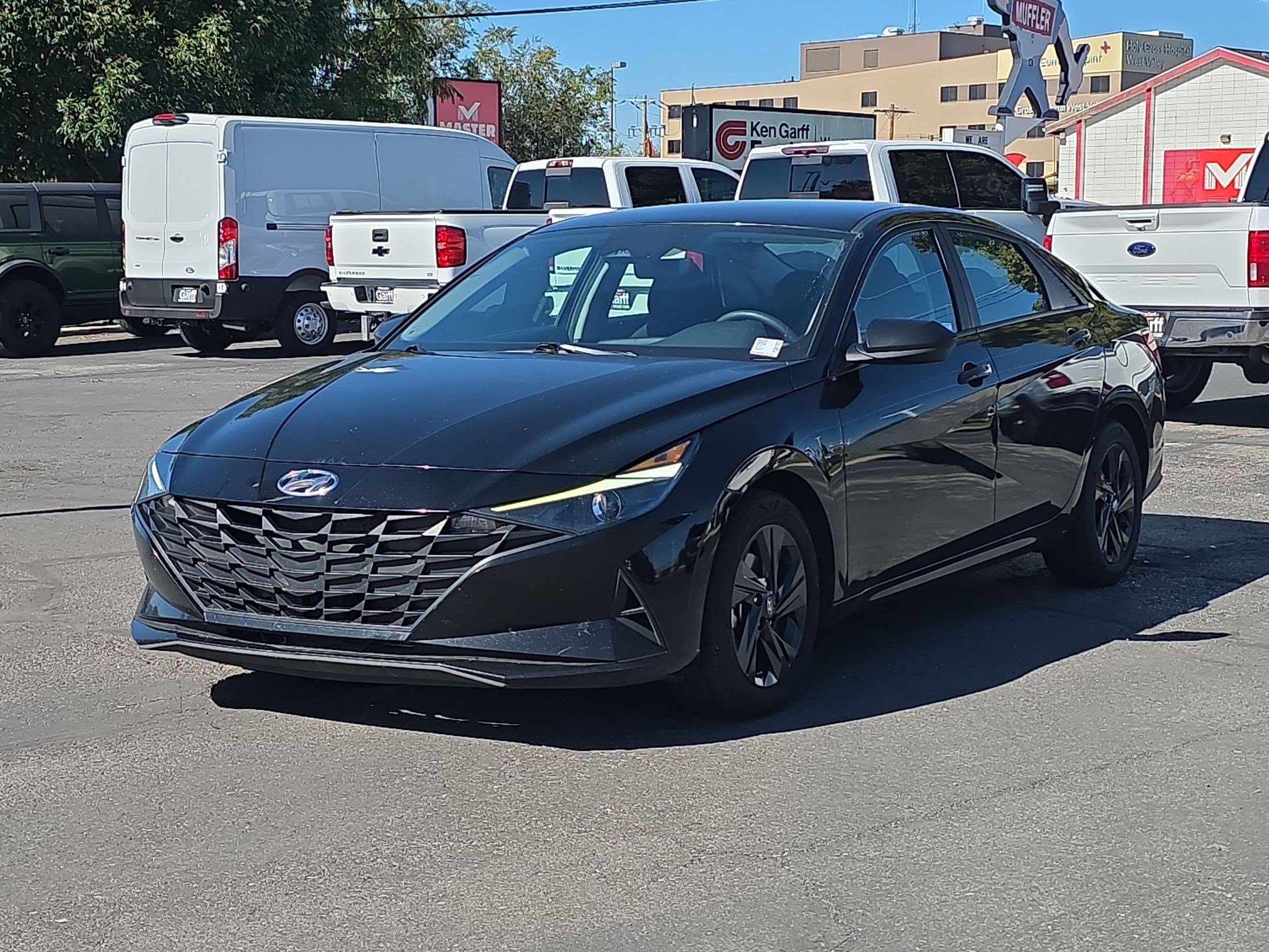 Used 2023 Hyundai Elantra Blue w/ Cargo Package FWD image 10