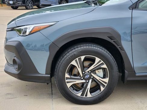 Certified 2024 Subaru Crosstrek 2.0i Premium image 8