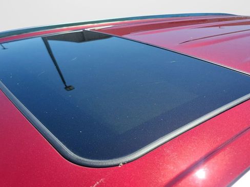 Used 2022 Toyota Highlander Limited image 4