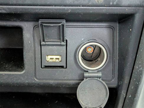 Used 2023 Toyota 4Runner SR5 Premium image 30