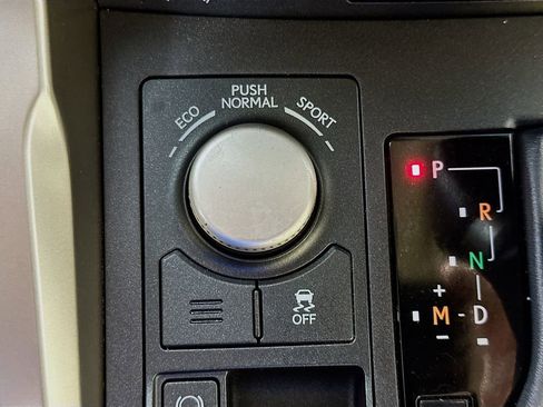 Used 2015 Lexus NX 200t FWD image 38