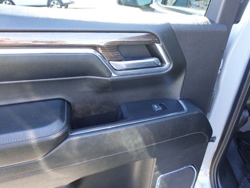 Used 2024 Chevrolet Silverado 1500 LT image 19