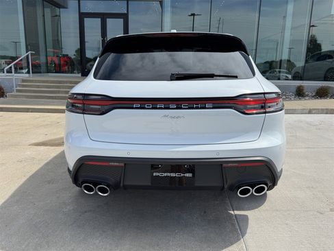 New 2026 Porsche Macan image 6