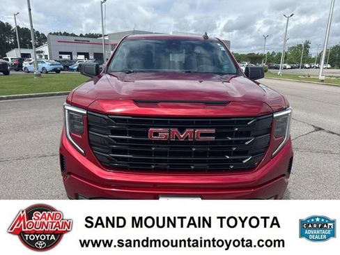 Used 2024 GMC Sierra 1500 Elevation AWD/4WD image 8