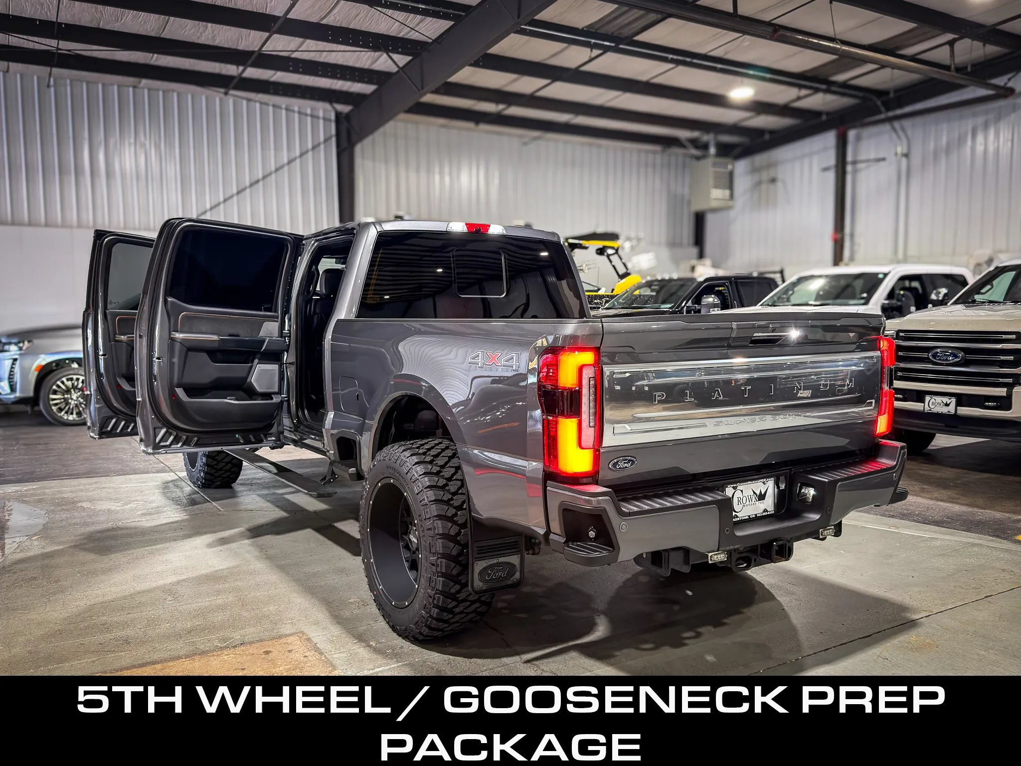 Used 2024 Ford F350 Platinum AWD/4WD image 32