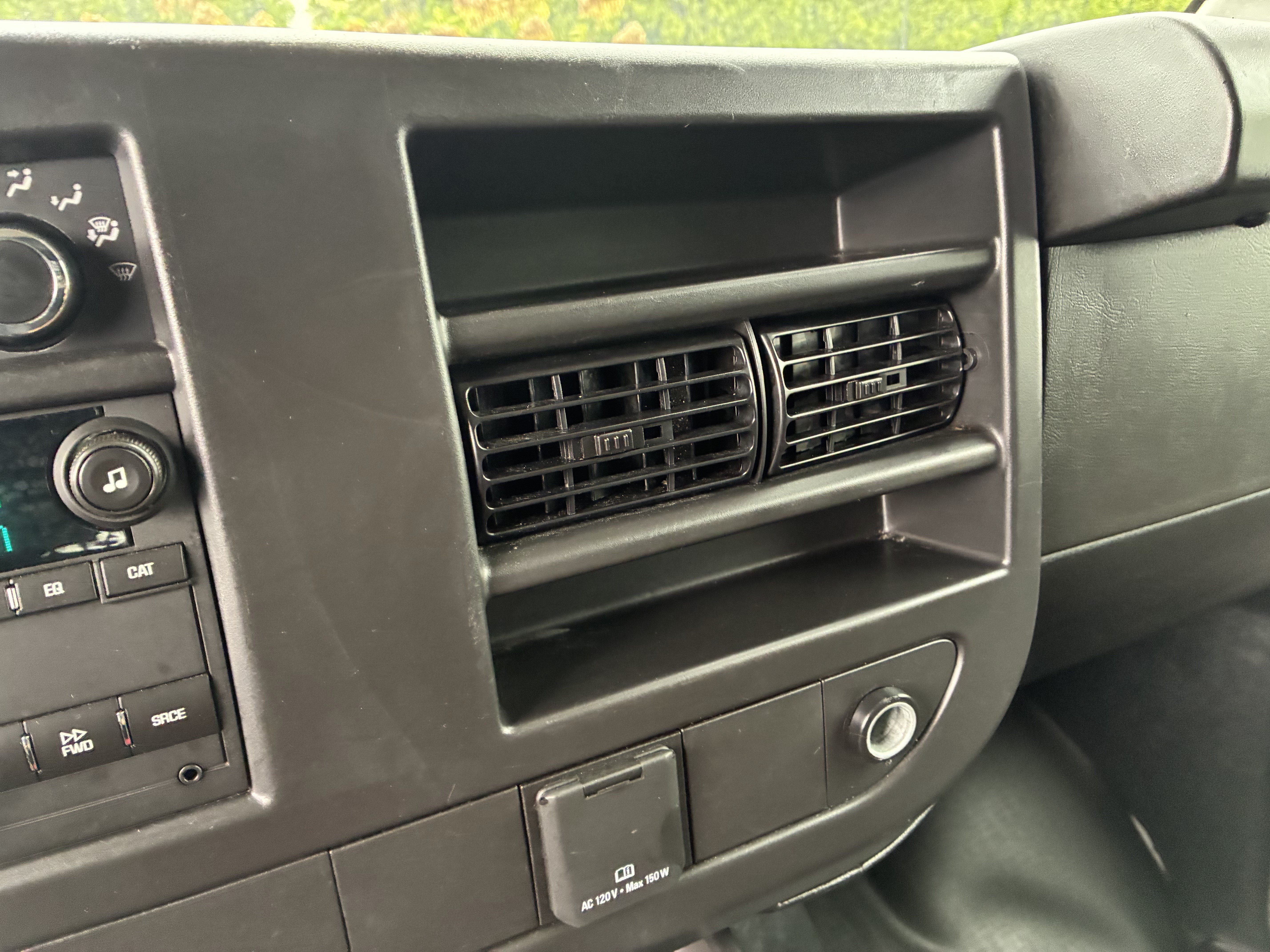 Used 2025 Chevrolet Express 2500 w/ Driver Convenience Package RWD image 32