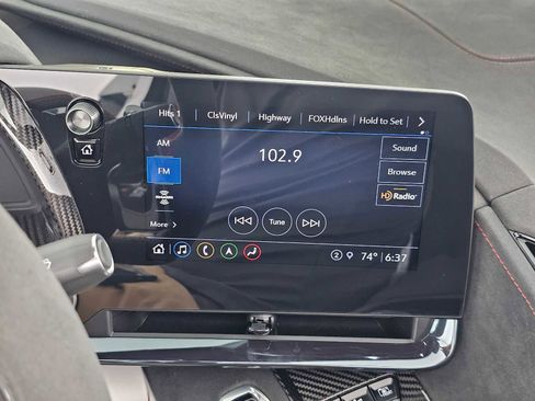 Used 2023 Chevrolet Corvette Stingray Premium Conv w/ Z51 Performance Package image 25