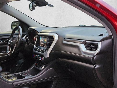 Used 2021 GMC Acadia SLT w/ Elevation Edition FWD image 16