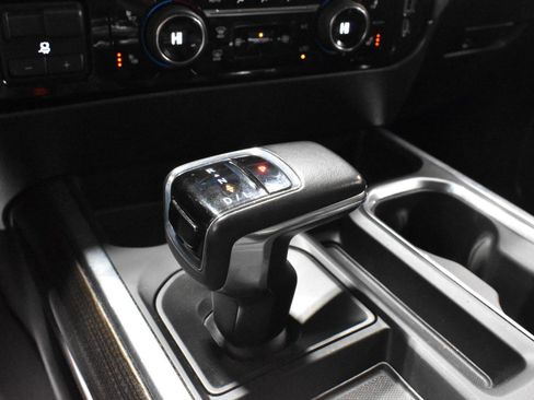 Used 2022 Chevrolet Silverado 1500 LT Trail Boss w/ Protection Package AWD/4WD image 18
