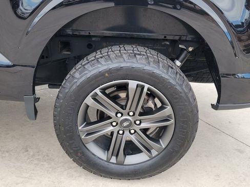 Certified 2022 Ford F150 XLT w/ Equipment Group 302A High image 14