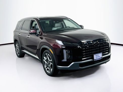Used 2023 Hyundai Palisade SEL image 3