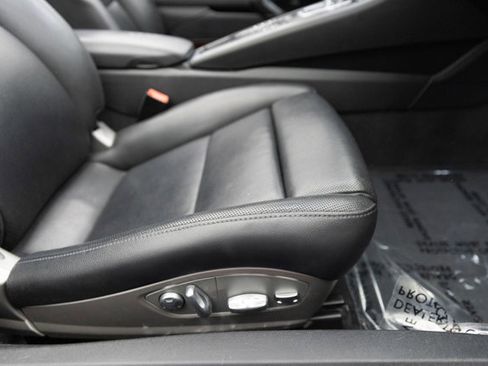 Used 2017 Porsche 911 Carrera 4 image 65