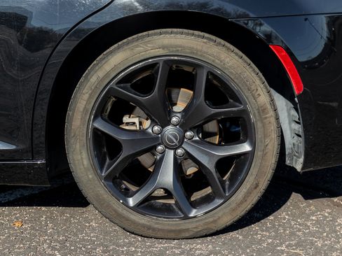 Used 2021 Chrysler 300 S image 36