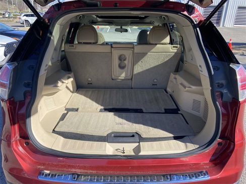 Used 2016 Nissan Rogue SL w/ SL Premium Package image 9