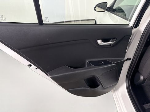 Used 2020 Kia Rio LX image 25