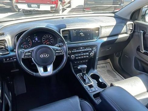Used 2021 Kia Sportage EX w/ EX Technology Package AWD/4WD image 15