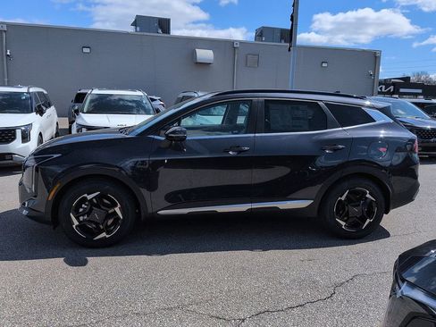 New 2026 Kia Sportage EX w/ EX Panorama Roof Package FWD image 4