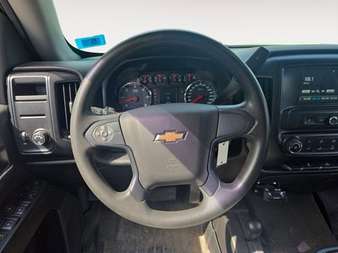 Used 2018 Chevrolet Silverado 1500 Custom w/ Custom Value Package AWD/4WD image 12