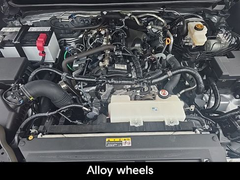 Used 2024 Toyota Tacoma SR5 w/ SR5 Upgrade Package image 11