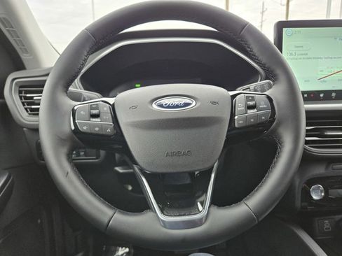 New 2026 Ford Escape SE image 9