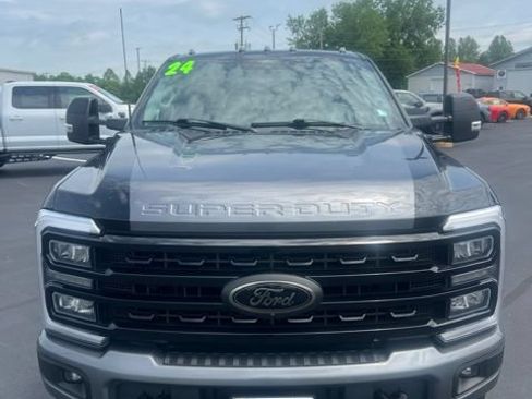 Used 2024 Ford F250 Lariat w/ Black Appearance Package AWD/4WD image 2