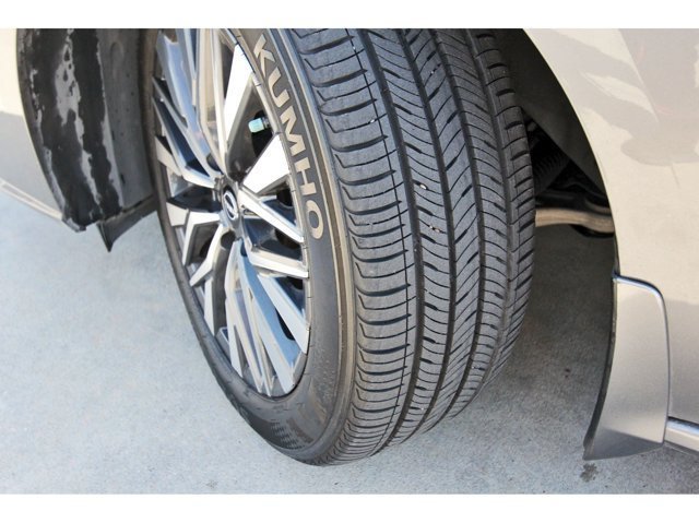 Used 2024 Nissan Altima 2.5 SV w/ SV Premium Package FWD image 12