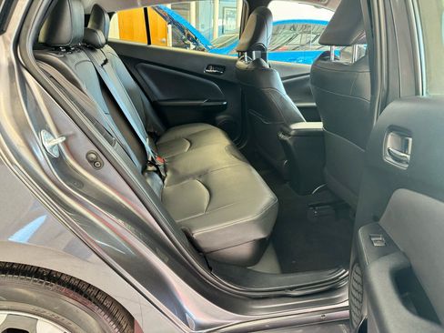 Used 2021 Toyota Prius Prime Limited FWD image 27