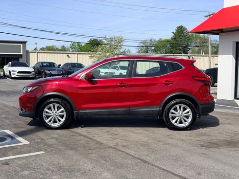 Used 2018 Nissan Rogue Sport SV w/ SV All-Weather Package image 3